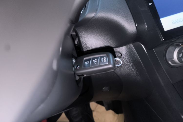 日产 轩逸 2024款 改款二 经典 1.6XE CVT舒适版中控内饰11