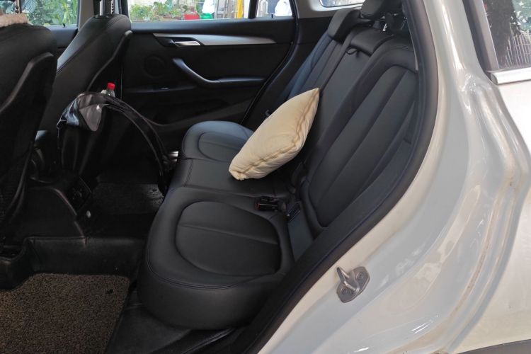 宝马X1 2018款 sDrive20Li 领先型中控内饰7004