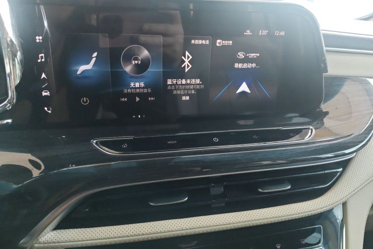 别克GL8 2022款 ES陆尊 653T 尊享型中控内饰16