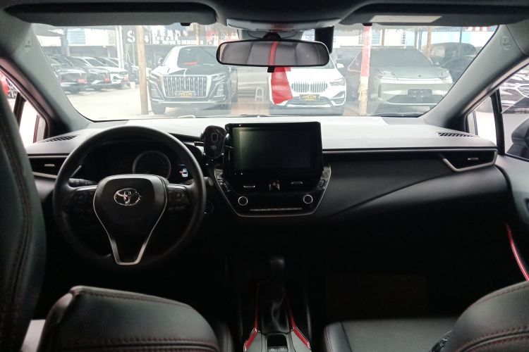 丰田 雷凌 2023款 185T CVT运动版中控内饰7002