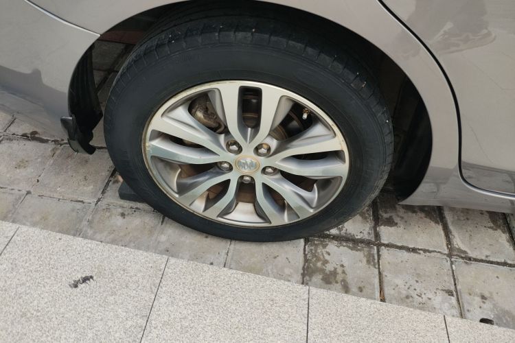 别克 英朗 2018款 18T 自动精英型车身外观6002