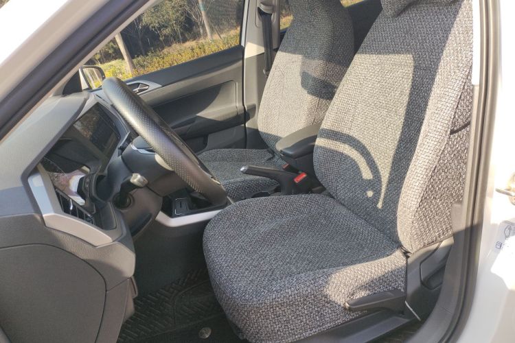 大众 Polo 2022款 Plus 1.5L 自动纵情乐活版中控内饰19