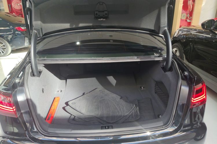 奥迪A6L 2017款 45 TFSI quattro 运动型局部细节23