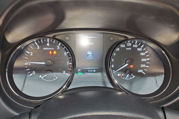 日产 奇骏 2019款 2.0L CVT舒适版 2WD中控内饰14