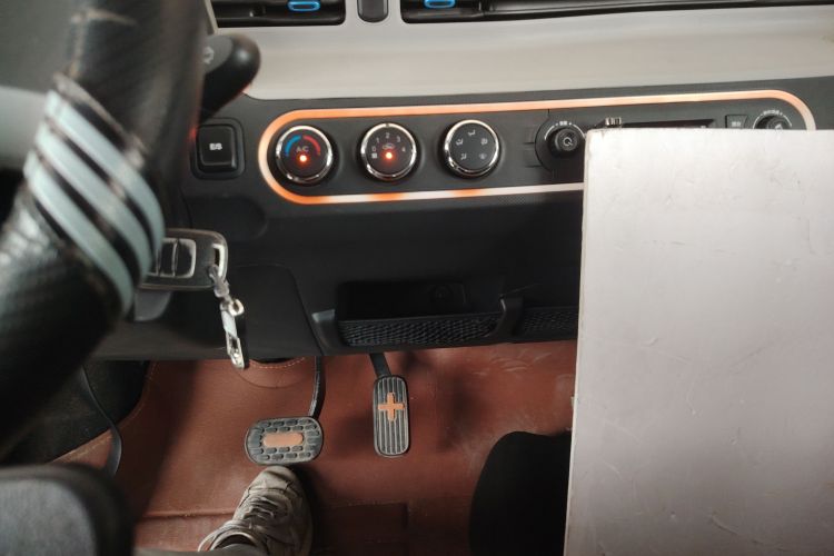 五菱汽车 宏光MINIEV 2021款 马卡龙臻享款 磷酸铁锂中控内饰16