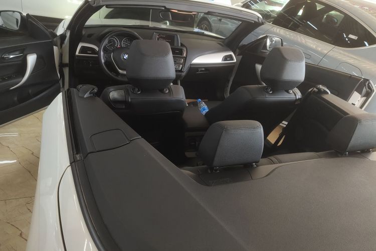 宝马2系(进口) 2015款 218i 敞篷轿跑车中控内饰22