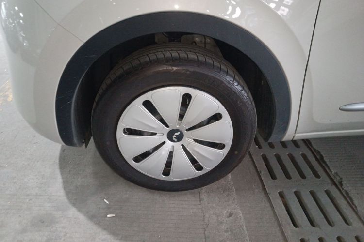 五菱汽车 五菱缤果 2024款 203km 轻享款车身外观6007