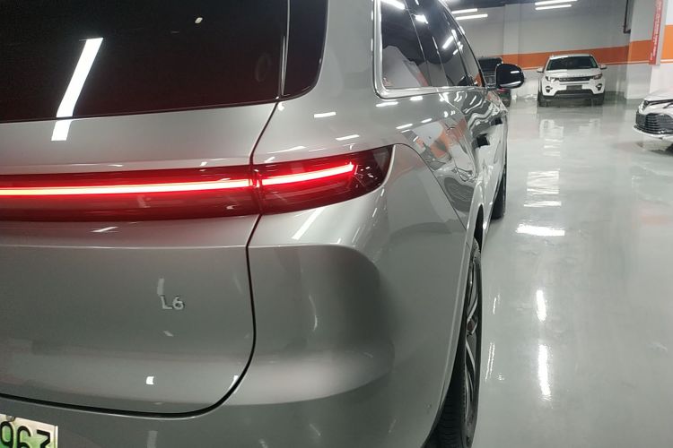 理想汽车 理想L6 2024款 Pro车身外观9