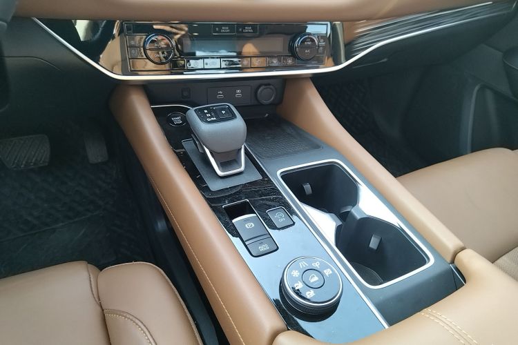 日产 探陆 2024款 380VC-TURBO 四驱智尊版 6座中控内饰18