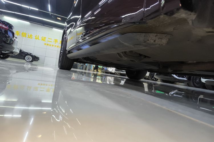 大众 威然 2020款 380TSI 尊贵版局部细节9001