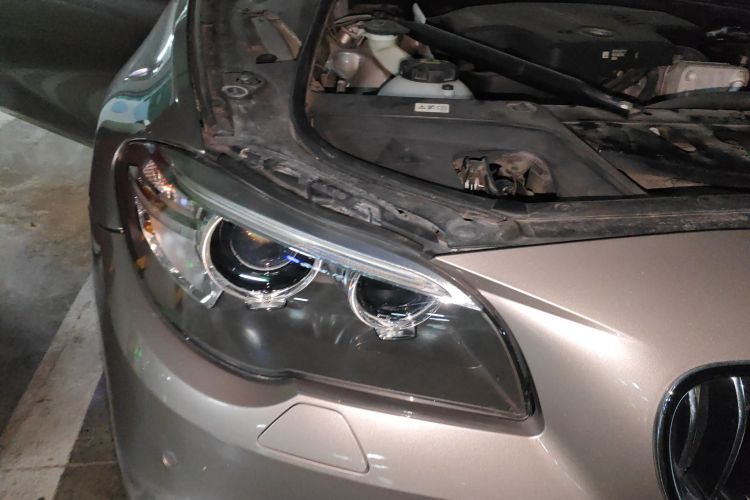 宝马5系 2014款 525Li 豪华设计套装车身外观8