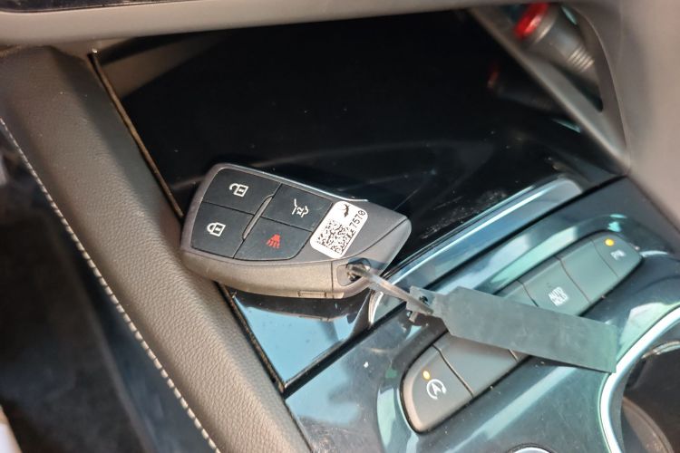 别克 2023款 昂科威S 552T 两驱豪华型中控内饰11