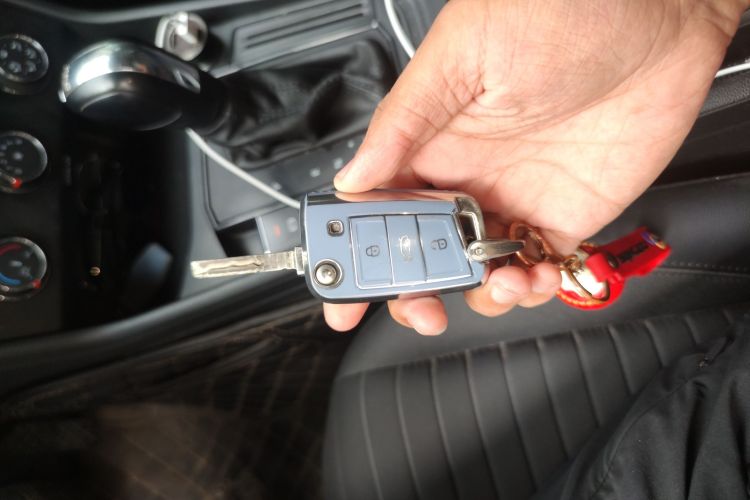 大众 朗逸 2019款 280TSI DSG舒适版 国VI中控内饰7001