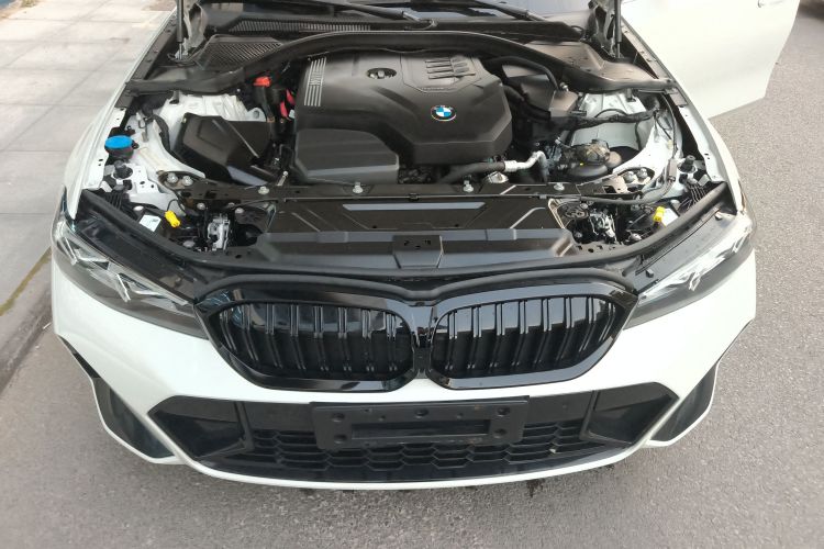 宝马3系 2023款 320Li M运动套装机舱底盘24