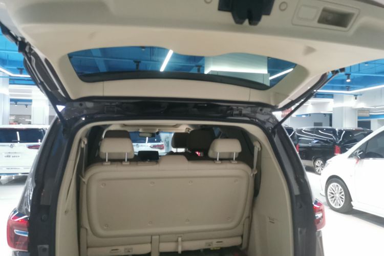 别克GL8 2023款 改款 陆上公务舱 豪华型局部细节23