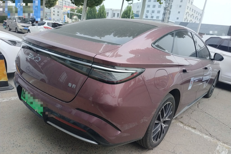 比亚迪 海豹 2023款 DM-i 1.5T 121km 旗舰型车身外观6005