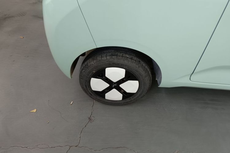 五菱汽车 宏光MINIEV 2024款 第三代 215km 进阶版车身外观6003