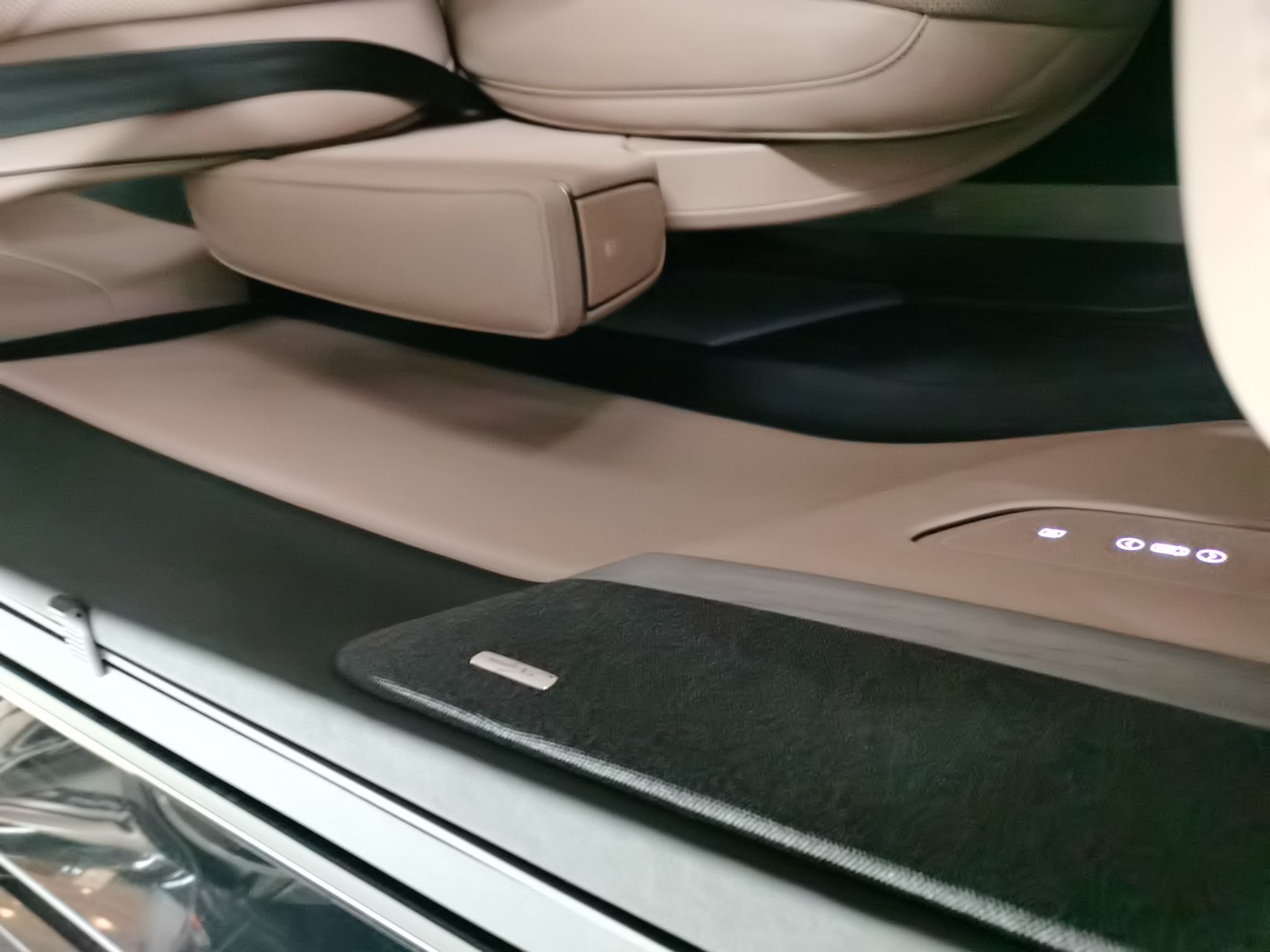 小鹏X9 2024款 702超长续航Max