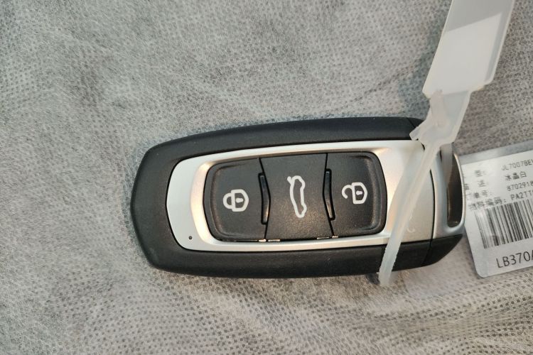 吉利银河 2024款 熊猫mini 200km 耐力熊中控内饰11