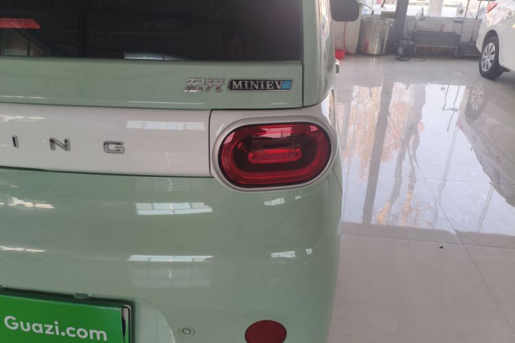 五菱汽车 宏光MINIEV 2024款 第三代 215km 青春版车身外观6001