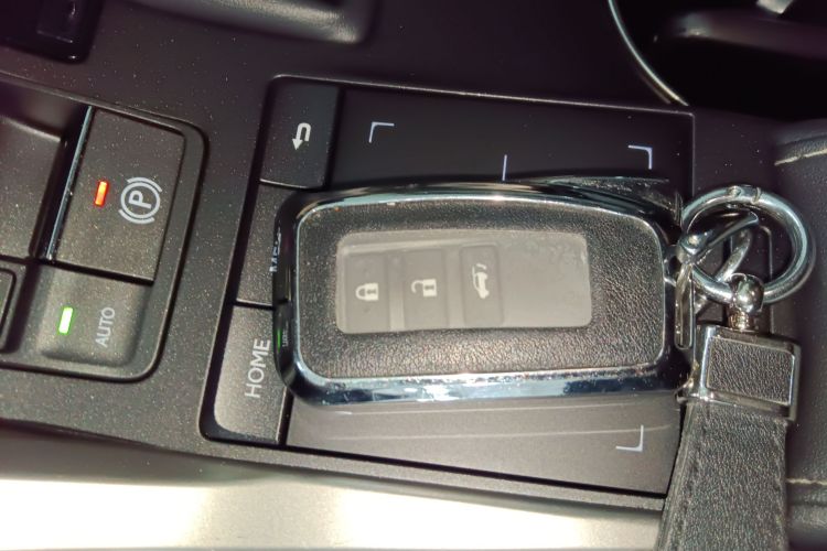 雷克萨斯NX 2020款 300 前驱 锋行版 国V中控内饰11