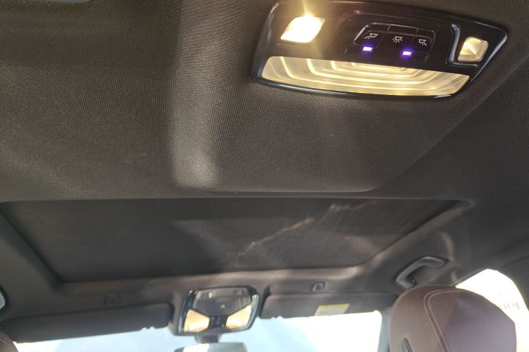 宝马5系 2018款 525Li M运动套装中控内饰22