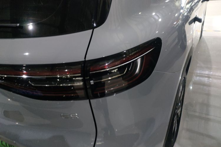 吉利银河 银河E5 2024款 530km 星舰版车身外观9