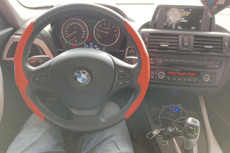 宝马1系(进口) 2013款 改款 118i 领先型中控内饰7002