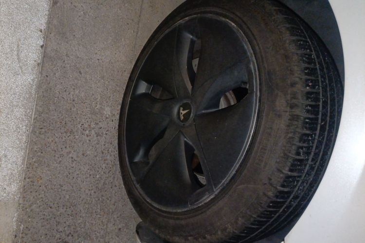 特斯拉 Model 3 2020款 改款 标准续航后驱升级版车身外观6007