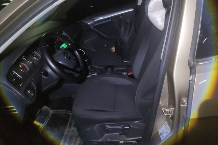 大众 高尔夫 2015款 1.4TSI 自动舒适型中控内饰19