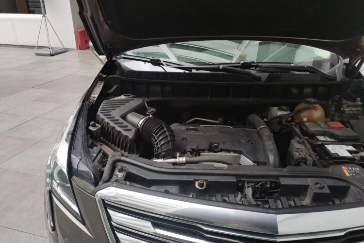 凯迪拉克XT5 2018款 25T 豪华型机舱底盘25