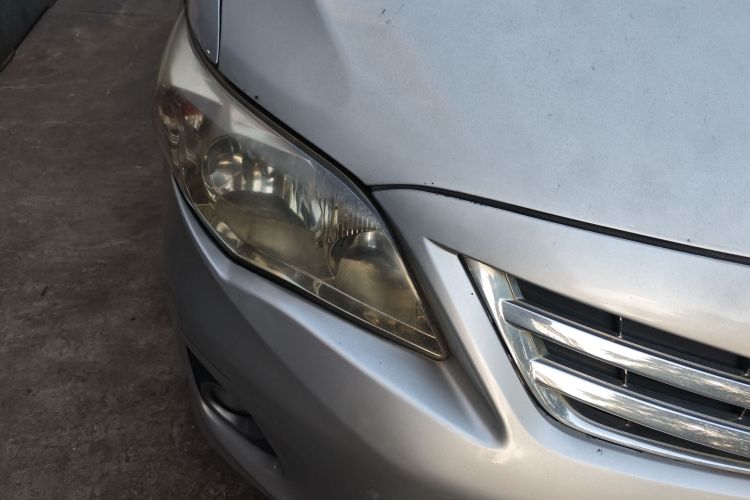 丰田 卡罗拉 2012款 炫装版 1.8L CVT GL-i车身外观6006