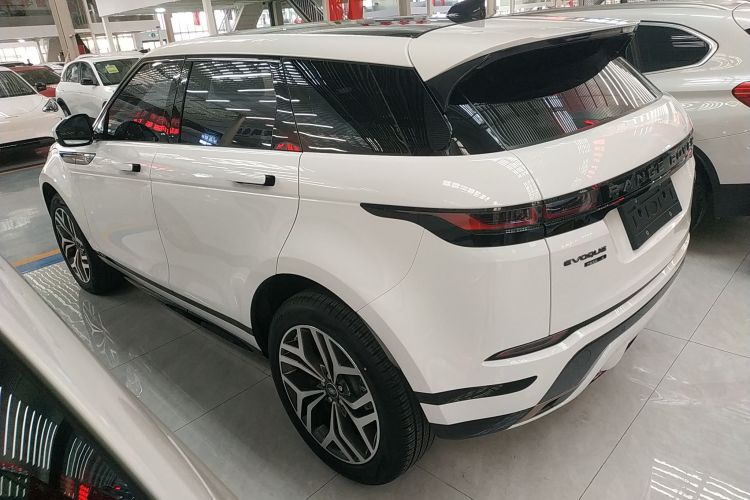 路虎 揽胜极光 2020款 249PS R-DYNAMIC S 运动版车身外观4