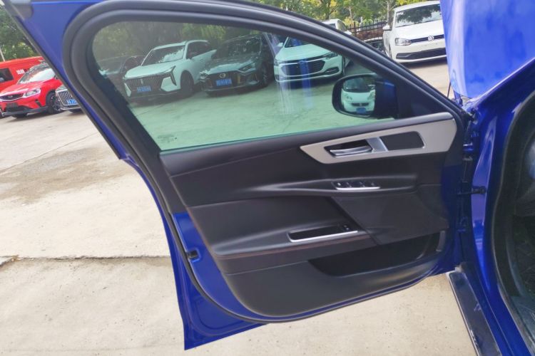 捷豹XEL 2018款 2.0T 200PS 豪华版中控内饰47