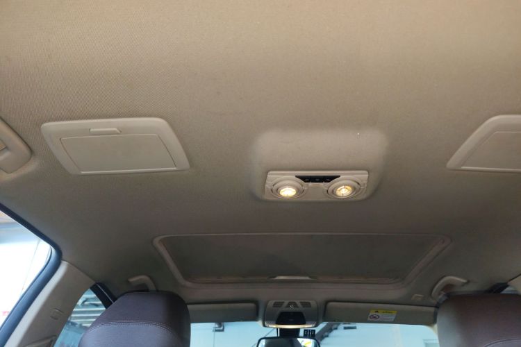 宝马3系 2019款 320Li 时尚型中控内饰22