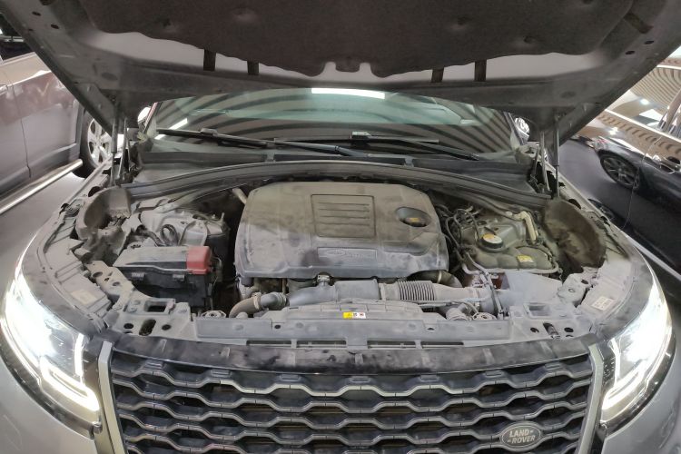 路虎 揽胜星脉 2020款 P250 R-DYNAMIC S机舱底盘24