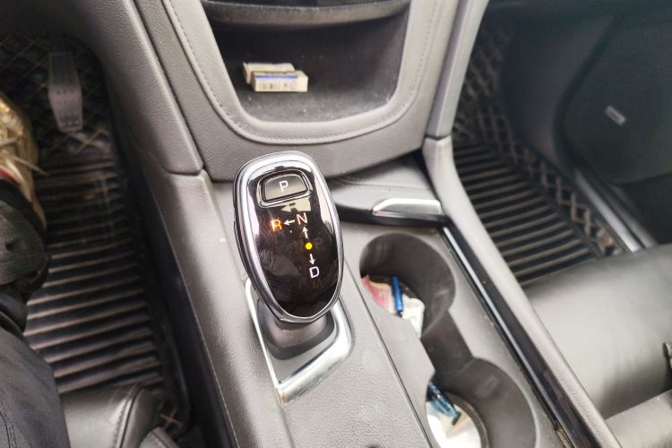 凯迪拉克XT5 2018款 28T 四驱豪华型局部细节18