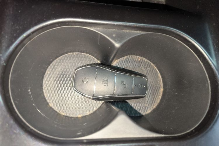 比亚迪 海豚 2021款 405km 时尚版中控内饰11