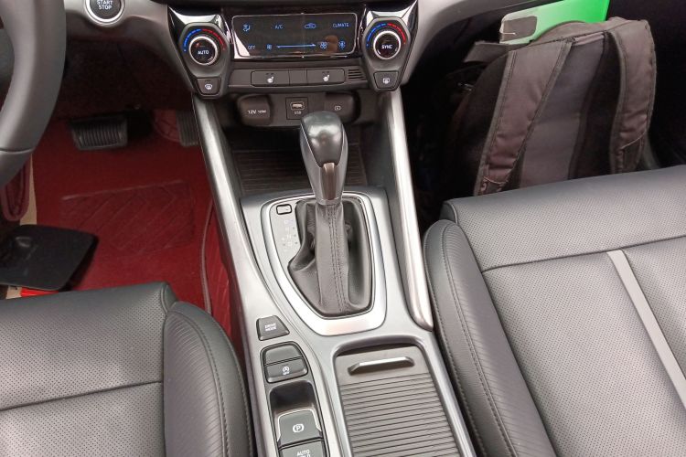 现代 菲斯塔 2021款 280TGDi DLX豪华版中控内饰18