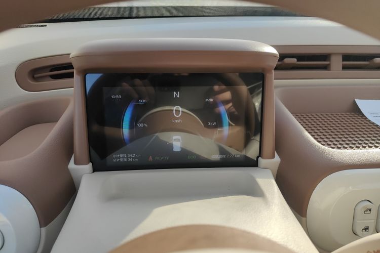 奔腾小马 2026款 222km 萌趣马 Plus中控内饰14