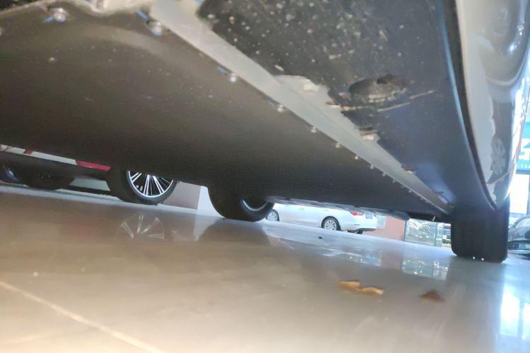 小鹏G9 2025款 725 超长续航 Max局部细节9002