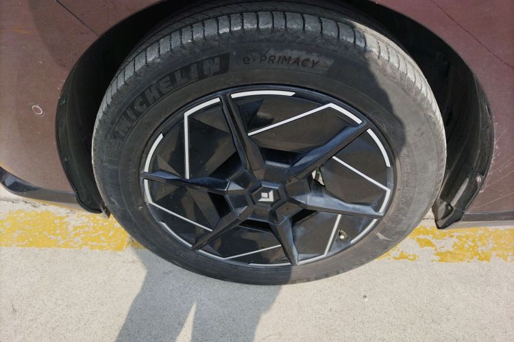 昊铂HT 2023款 670 后驱特高压NDA版车身外观6007