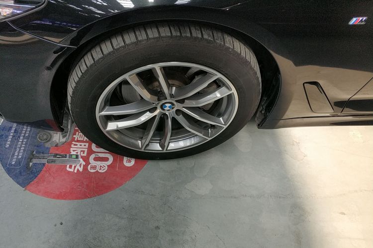宝马5系 2019款 525Li M运动套装车身外观6007