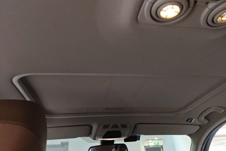 宝马3系 2014款 320Li 豪华设计套装局部细节22