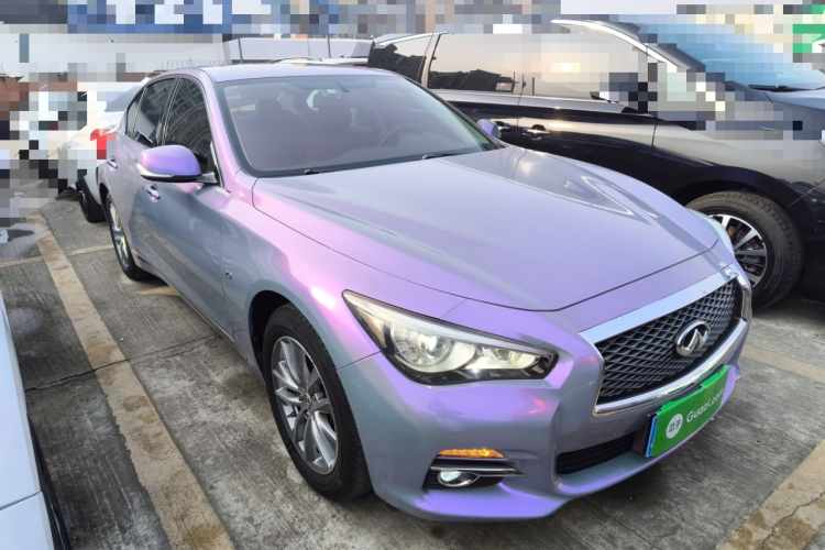 英菲尼迪Q50L 2016款 2.0T 舒适版车身外观3