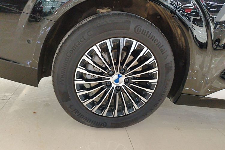 腾势D9 2024款 DM-i 980 四驱旗舰型车身外观6008