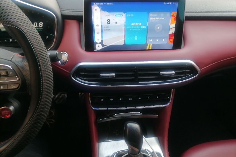 名爵HS 2018款 30T 自动四驱Trophy荷尔蒙超燃版 国V中控内饰16