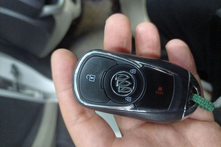 别克 英朗 2021款 改款 典范 1.5L 自动精英型中控内饰11