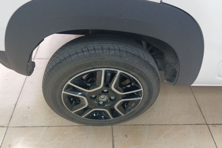 东风纳米EX1 2023款 PRO 轻风版闪电型车身外观6008