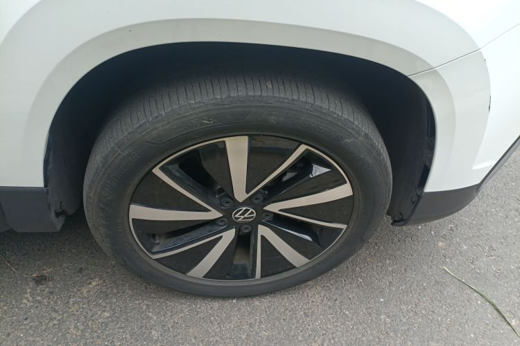 大众 途岳 2023款 300TSI 两驱皎月版车身外观10